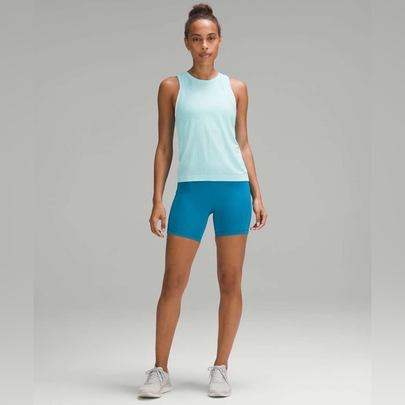 Lululemon Train to Be Tank Top in Cyan Blue - Size 4 *Hemmed* - Picture 8 of 9